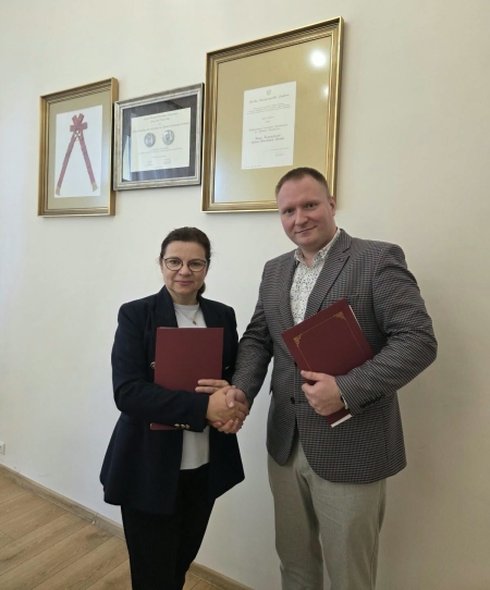 Od szkolnej ławki do szpitalnych korytarzy. W Krakowie powstaje nowy model edukacji medycz
